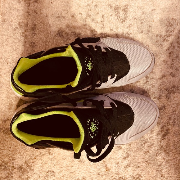 lime green huaraches